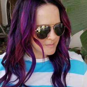 Meet your Posher, Melissa